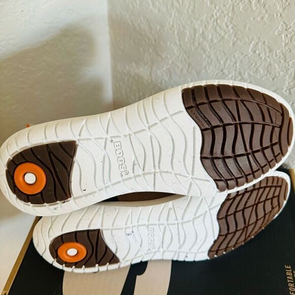 Bogs Juniper Freedom Chelsea Leather Sneaker, Size 9.5, Toffee/Brown,‎ NWT - Picture 8 of 16